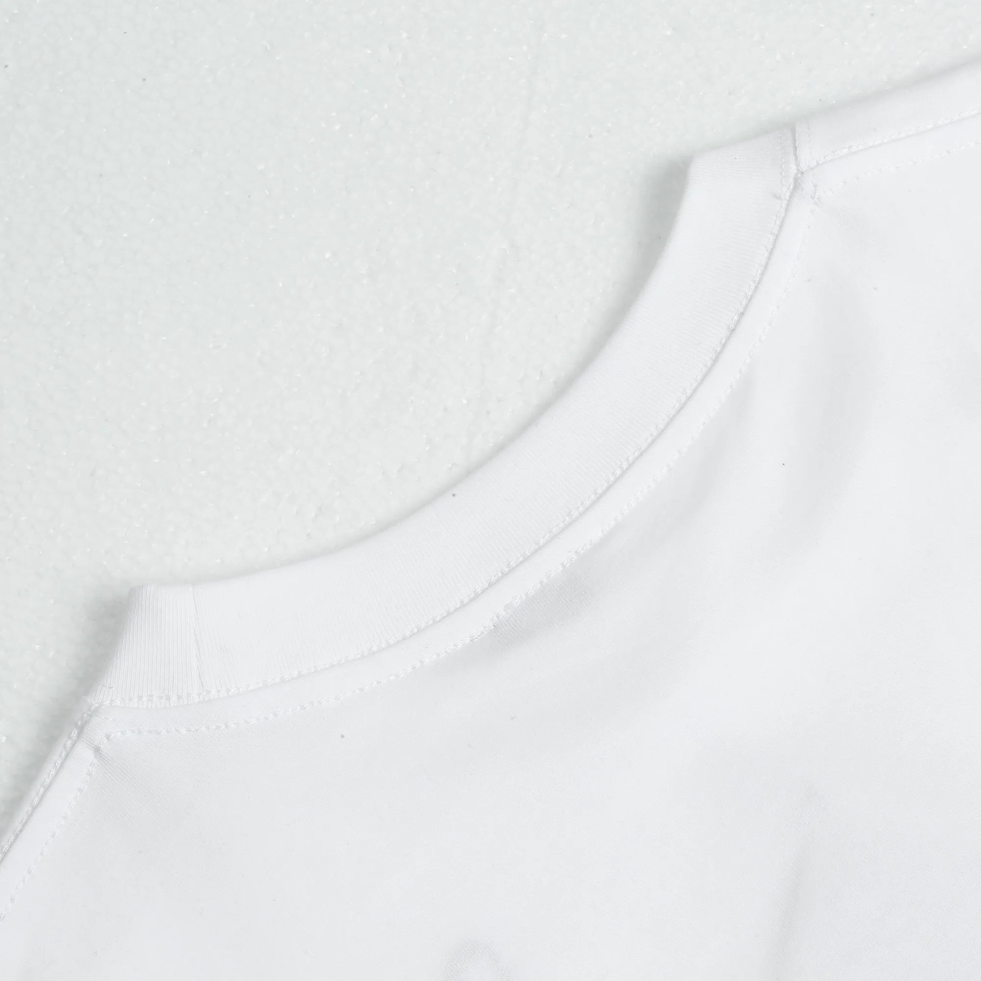 Burberry T ，100% ， ， Same Style， ， Quality。 ：Black White Size：S M L XL